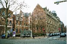 Quelle place accorder � l'entreprise dans l'universit� ?