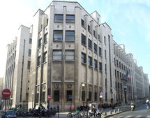 Paris 5 - Centre des Saints-Pères Paris 5 - Centre des Saints-Pères